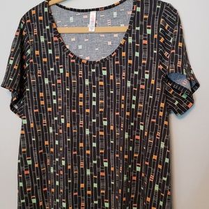 Black Patterned LulaRoe Classic T